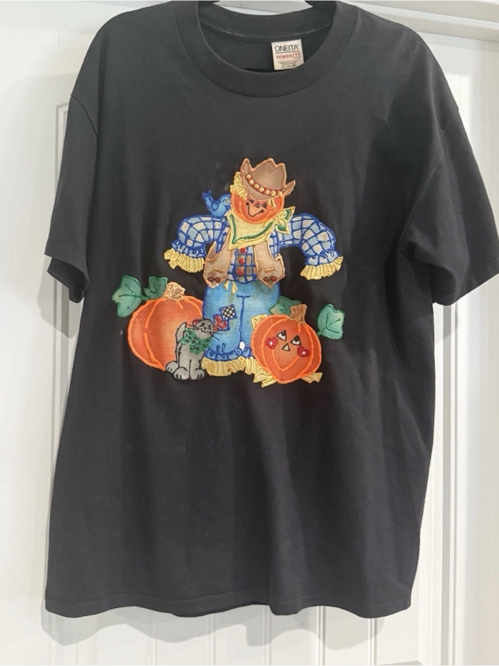Vintage 90s Oneita Power T Shirt XL Black Scarecrow Pumpkin Puff Paint Fall Tee